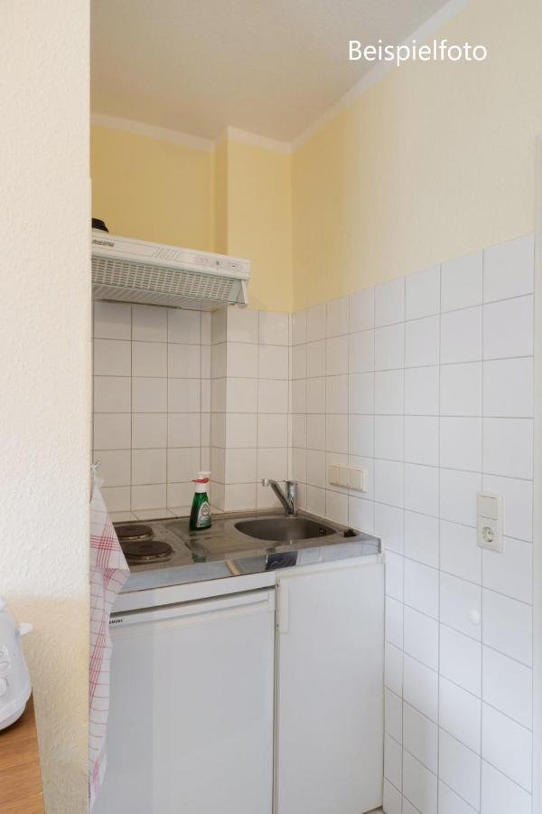 Pension GP3, Zimmer mit Kochnische und Duschbad vor den Toren Berlins Dallgow-Doeberitz Exterior foto